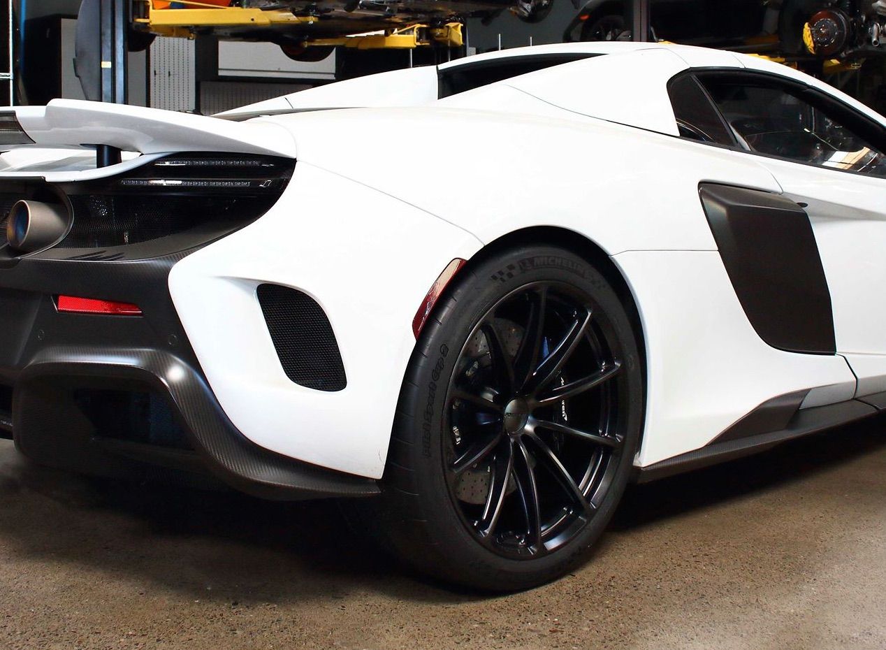 2017 McLaren 675LT | Michael’s BBi Autosport-Prepped McLaren 675LT on Forgeline One Piece Forged Monoblock GT1 5-Lug Wheels