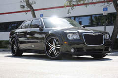 Chrysler 300 SRT8