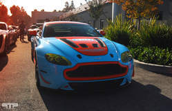 Aston Martin V12 Vantage