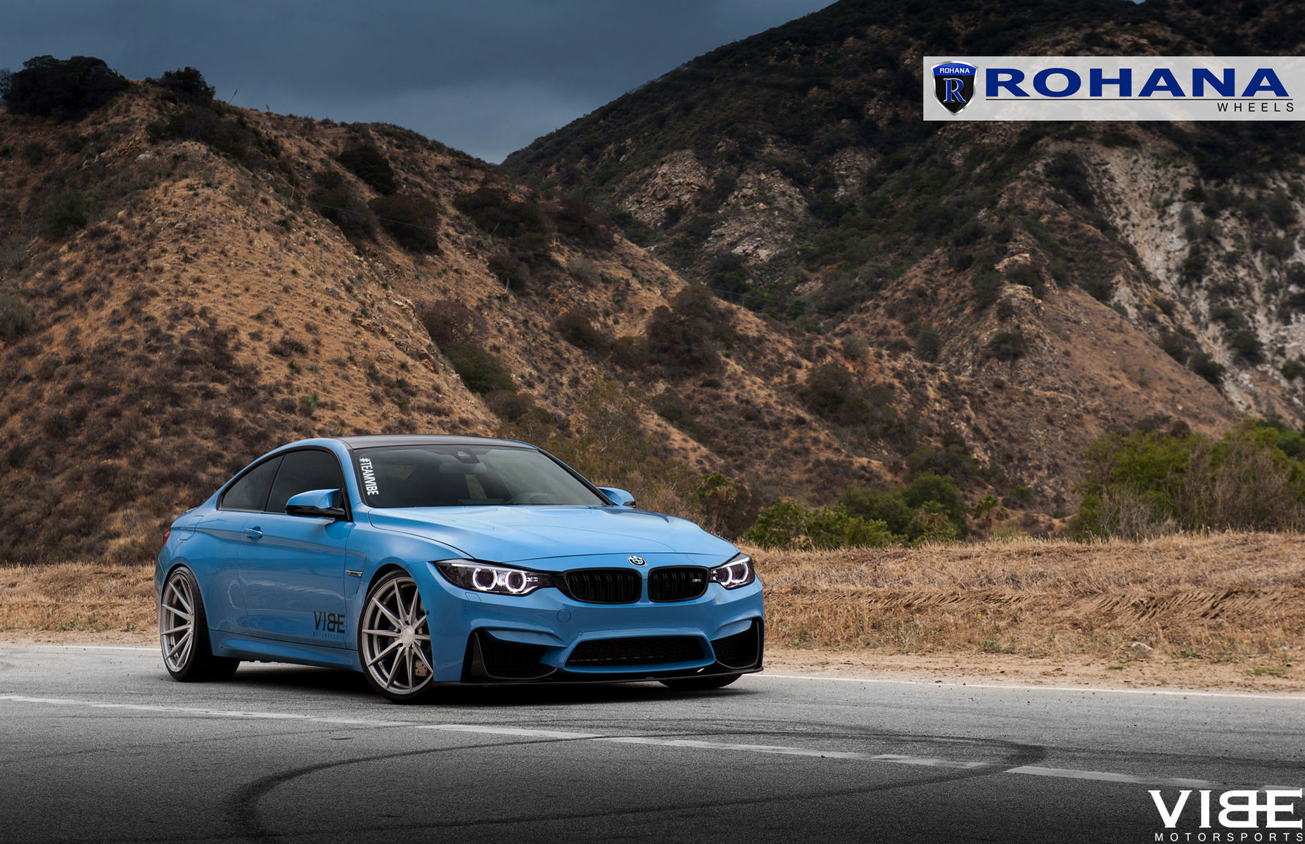 2016 BMW M4 | 2016 Yas Marina Blue M4 equipped with the 20