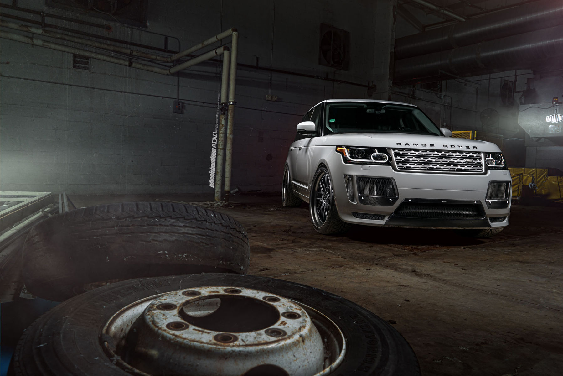 Land Rover Range Rover | ADV.1 Range Rover HSE Supercharged