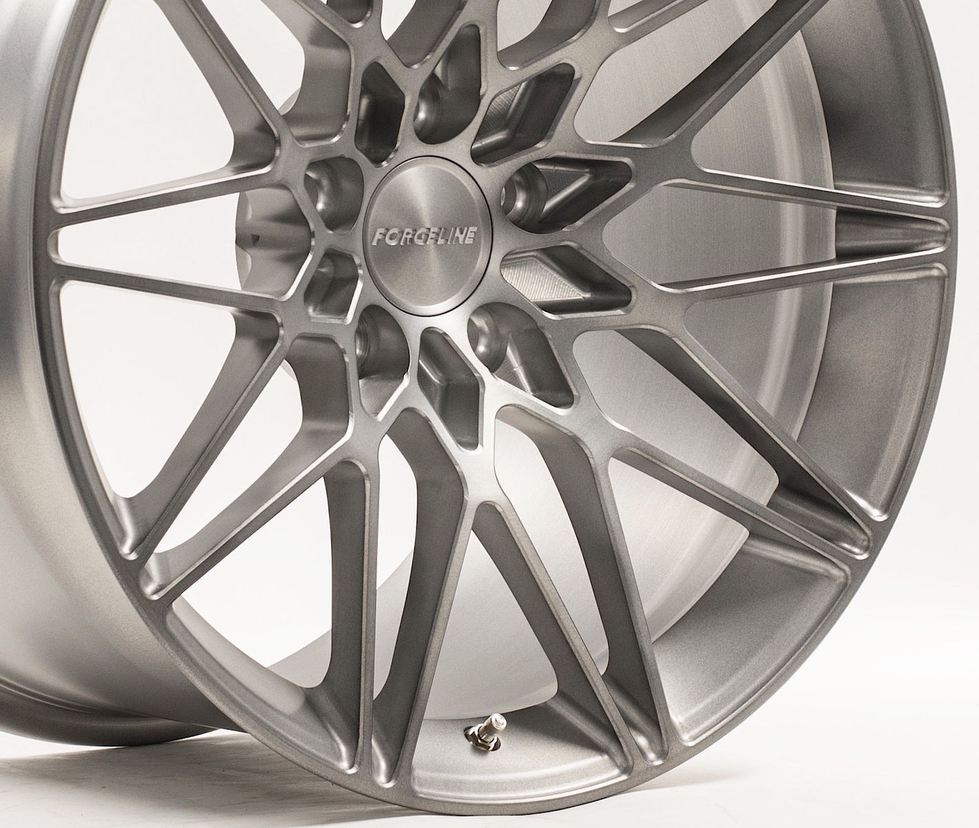 | Forgeline MT1 in Matte Transparent Smoke