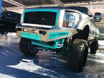 Ford F-250/F-350 Super Duty Honey Badger Front Bumper