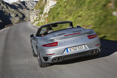 '14 Porsche 911 Turbo Cabriolet