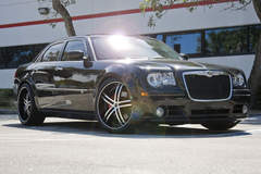 Chrysler 300 SRT8