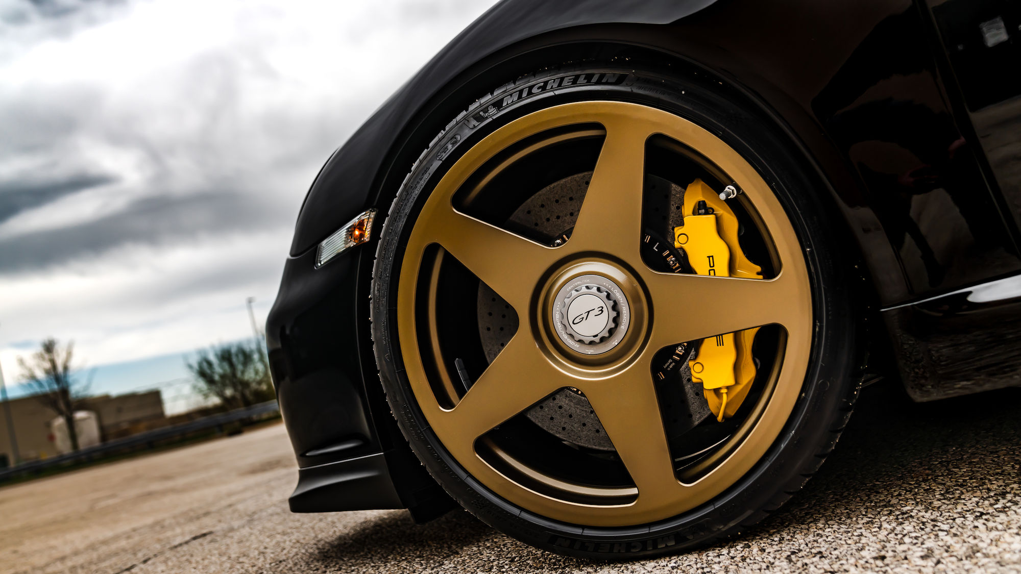 2011 Porsche 911 | Roadster Shop-Prepped Porsche 997 GT3 on Center Locking Forgeline One Piece Forged Monoblock FF1 Wheels