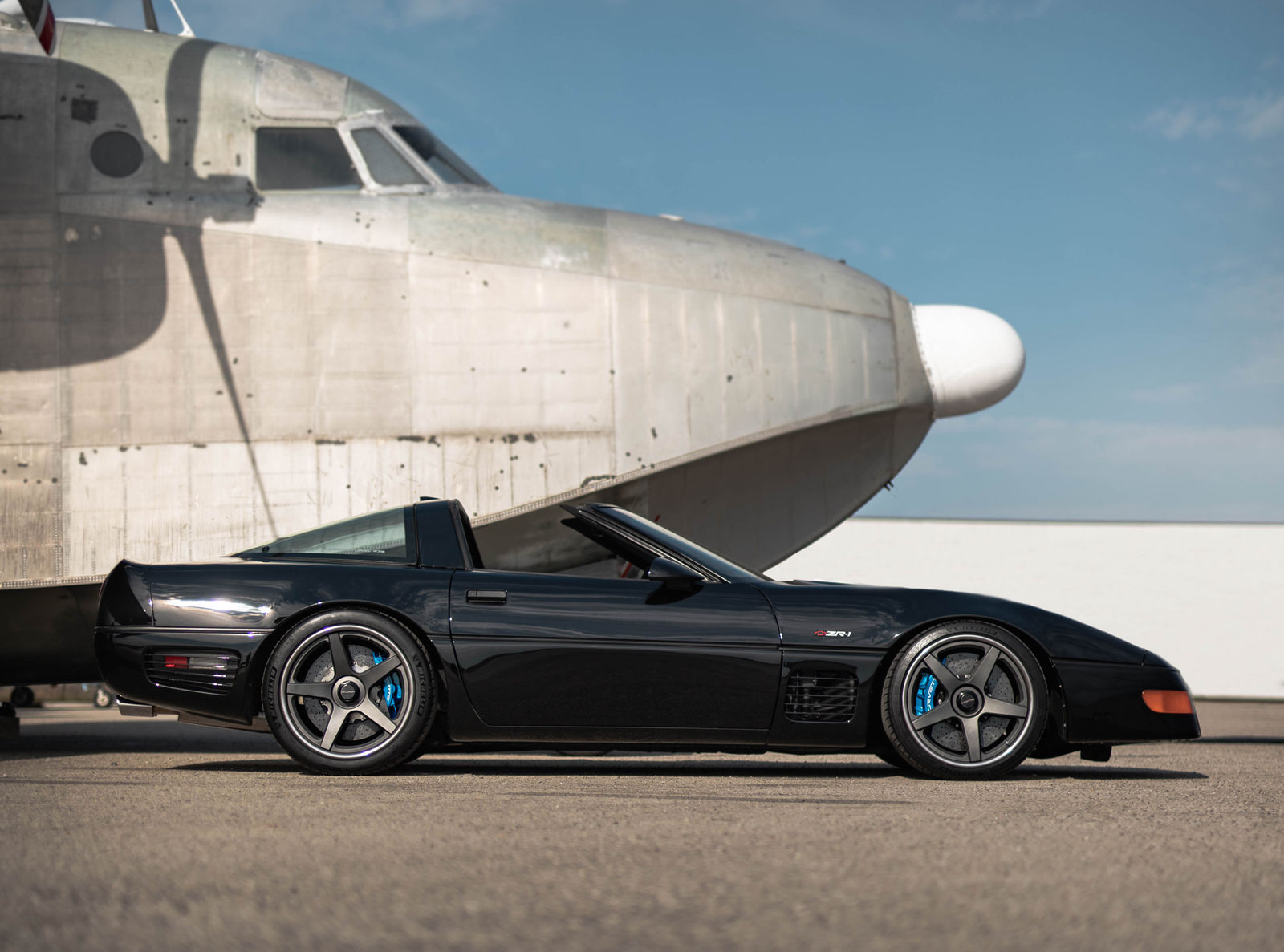 1991 Chevrolet Corvette ZR1 | Scott Gentry’s Callaway Corvette ZR1 Corvette on Center Locking Forgeline CF3C Wheels