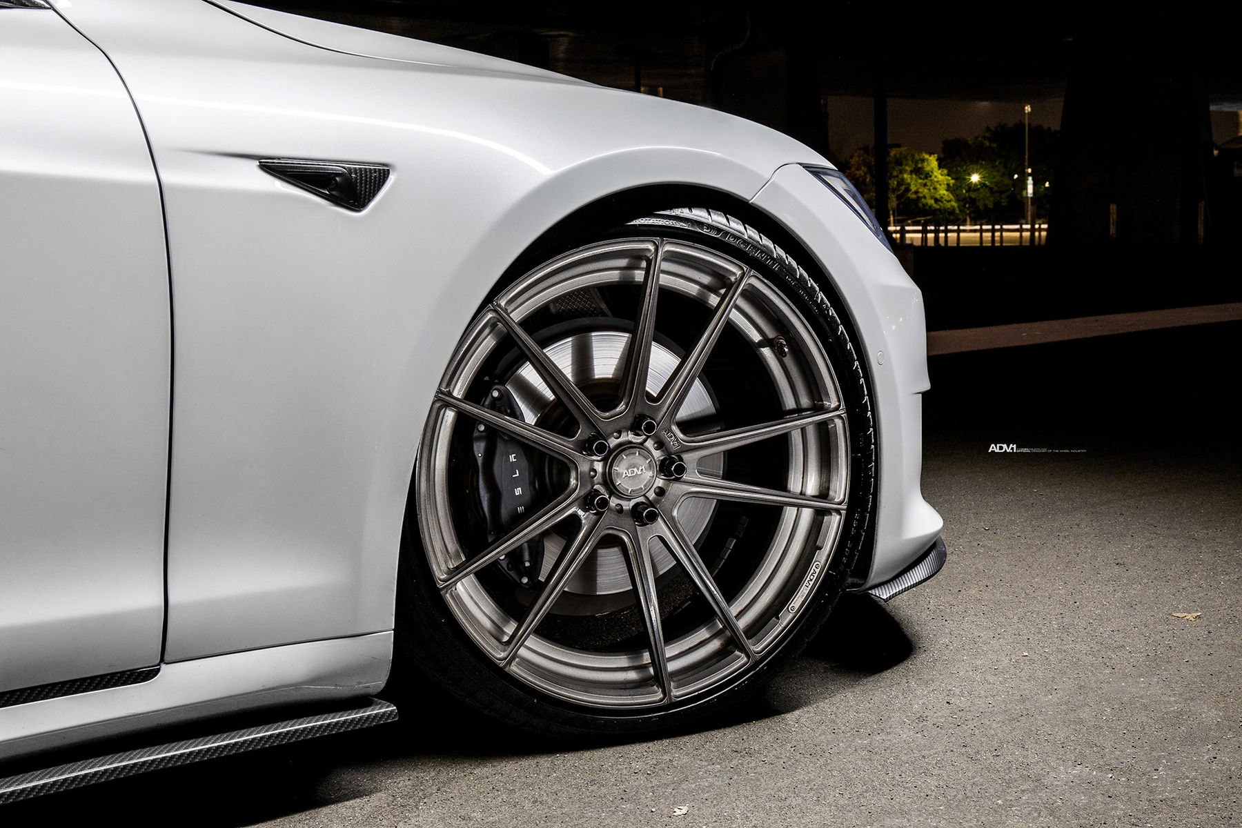  Tesla Model S | White Tesla Model S - ADV.1 ADV5.2 M.V2 SL Wheels