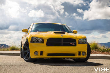 Dodge Charger on 22" Vertini Dynasty Wheels - Front Profile Shot