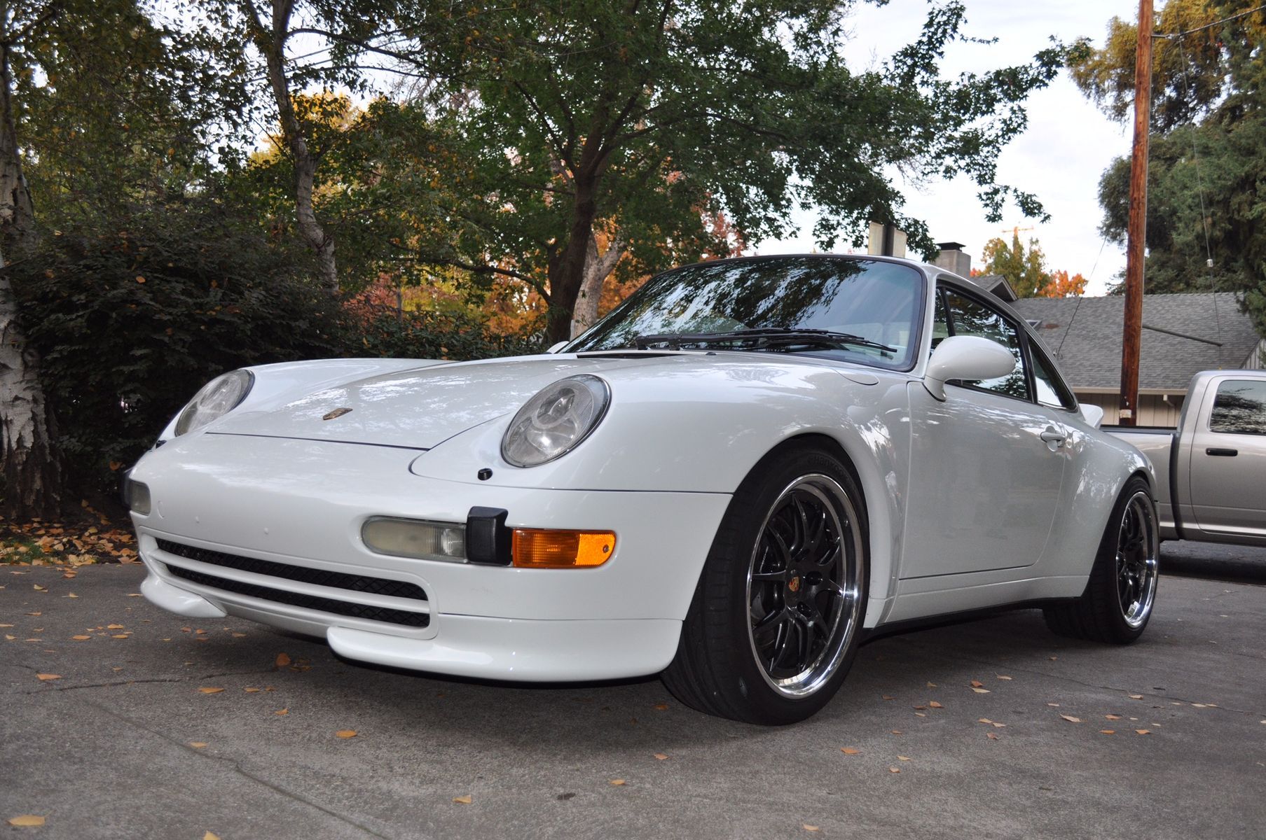 1995 Porsche 911 | Kate Cavell's 993 Porsche 911 on Forgeline GA3 Wheels