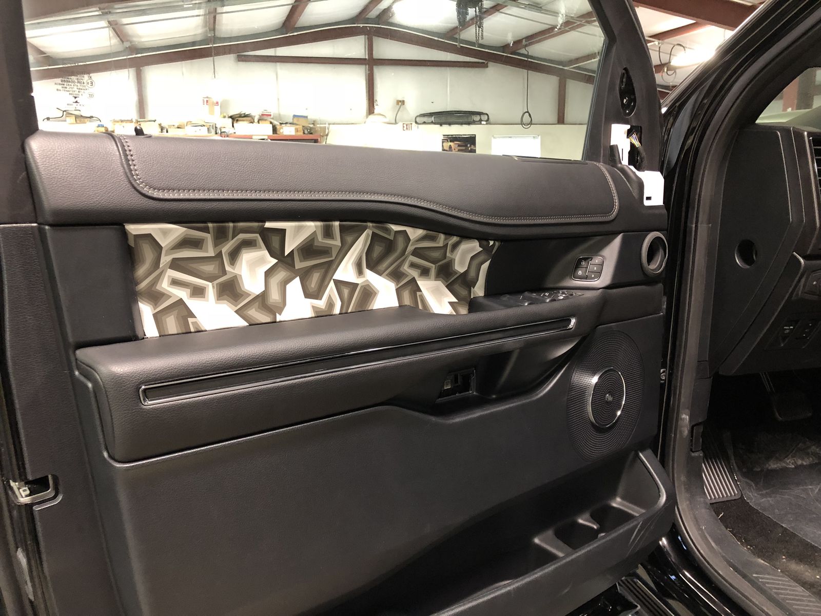 2018 Ford Expedition | 2018 Ford Expedition Max 4x4 Limited by Hulst Design - Interior FordSEMA