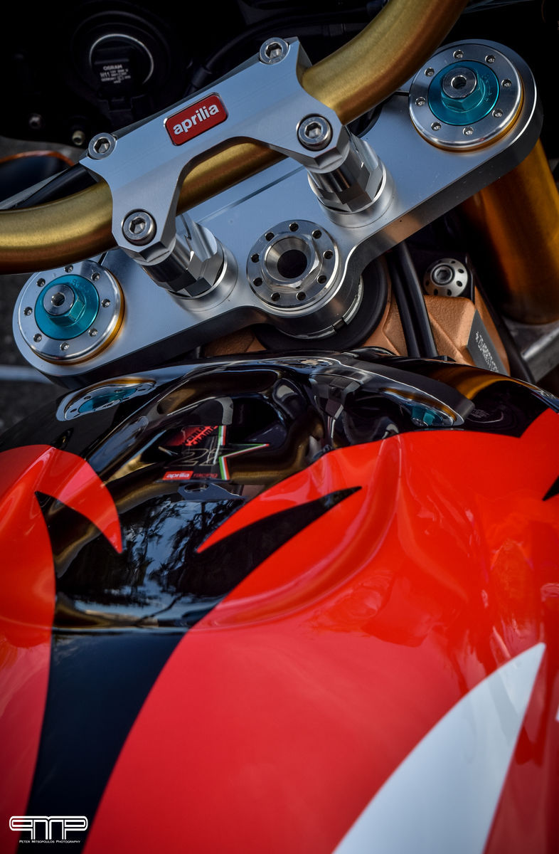  Aprilia TUONO R 1000 | Aprilia Tuono R 1000